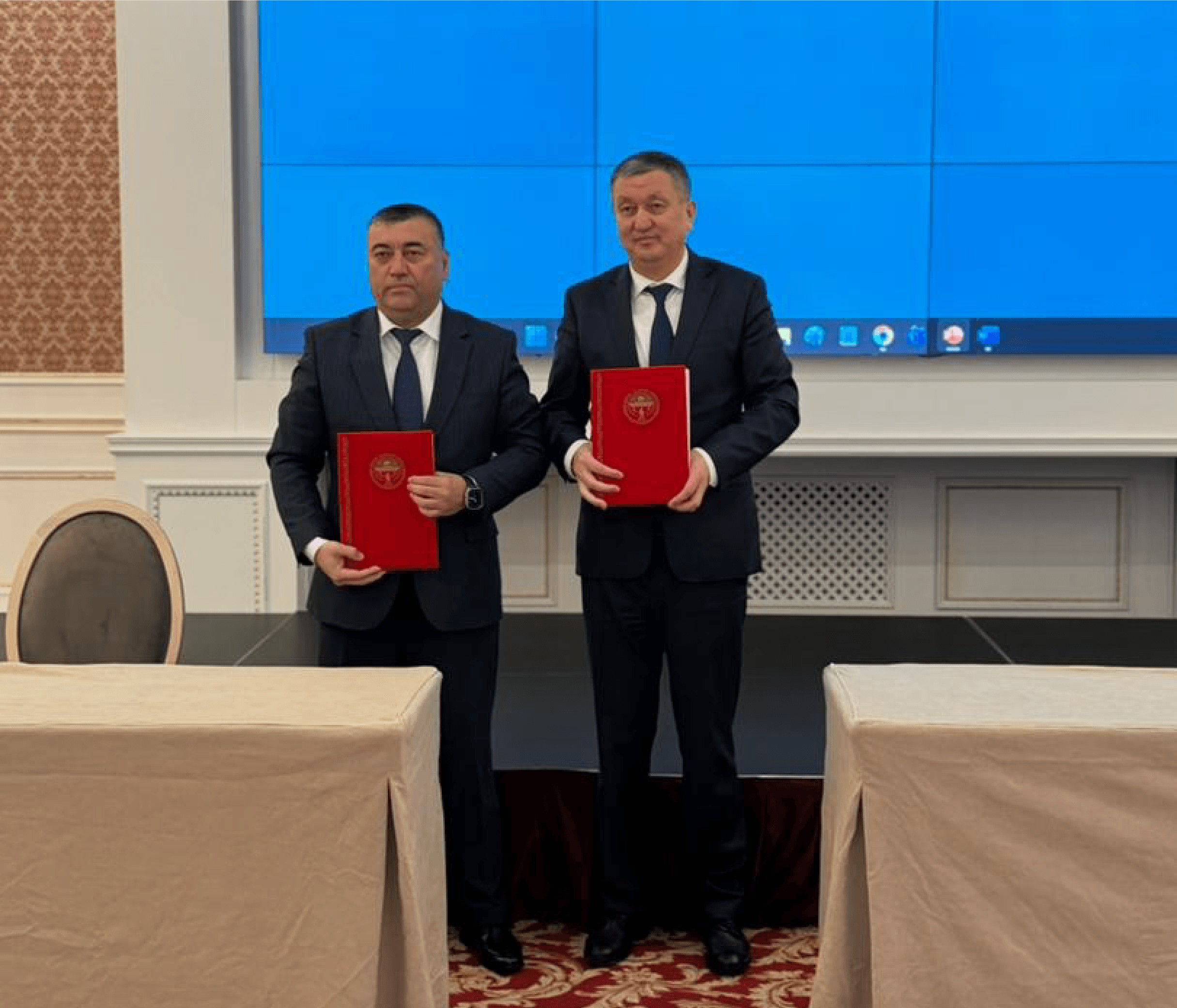 В Бишкеке состоялось заседание Совместной кыргызско-таджикской водохозяйственной комиссии